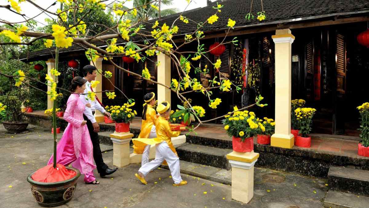 Xông đất (xông nhà) là việc một người bước vào nhà đầu tiên sau giao thừa, mở đầu cho năm mới.